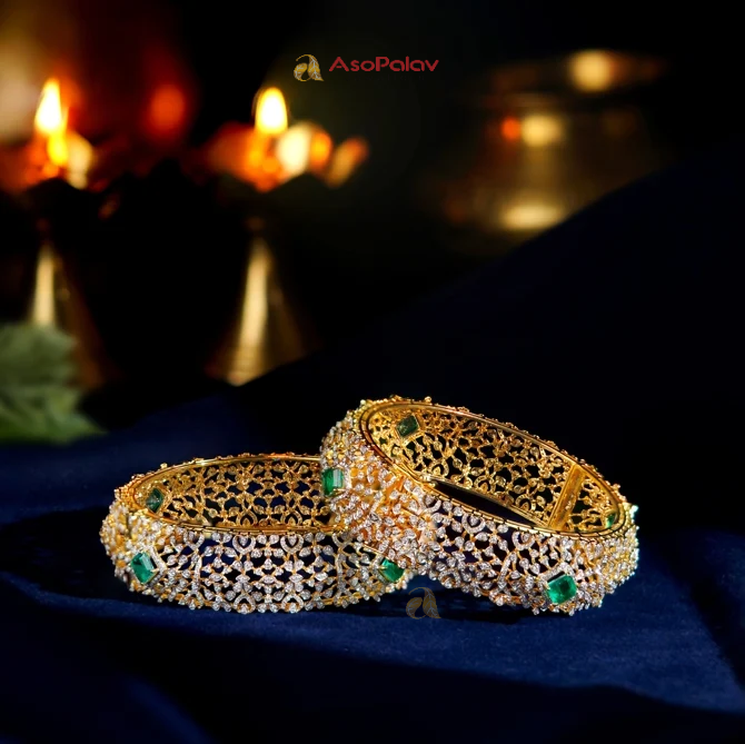 VVS Diamond Bangles with Symmetric Design & Green Stones